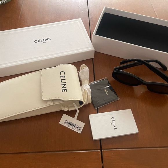 CELINE TRIOMPHE 01 SUNGLASSES IN ACETATE
BLACK - Picture 7 of 15